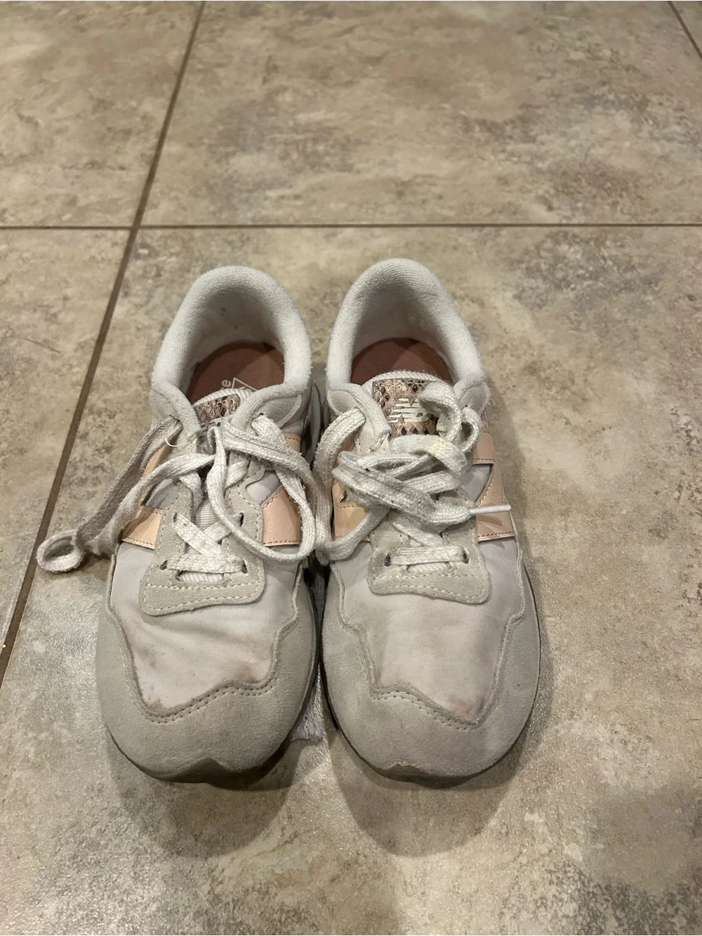 New Balance Kids Light Gray Sneakers with Pale Pink 'N' Accent